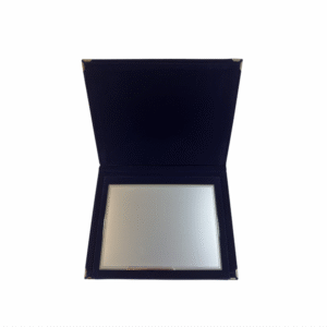 Placa de Homenagem com Carteira de Veludo – Personalizável com Gravação
